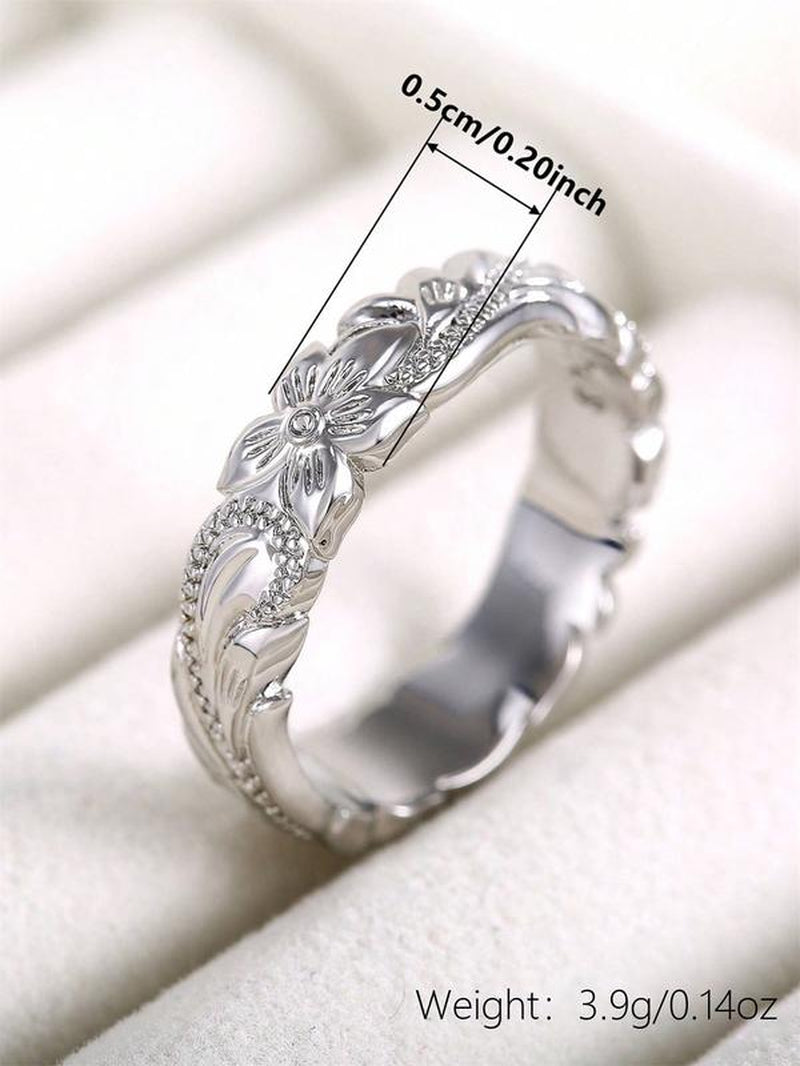 Exquisite Floral Engraved Ring