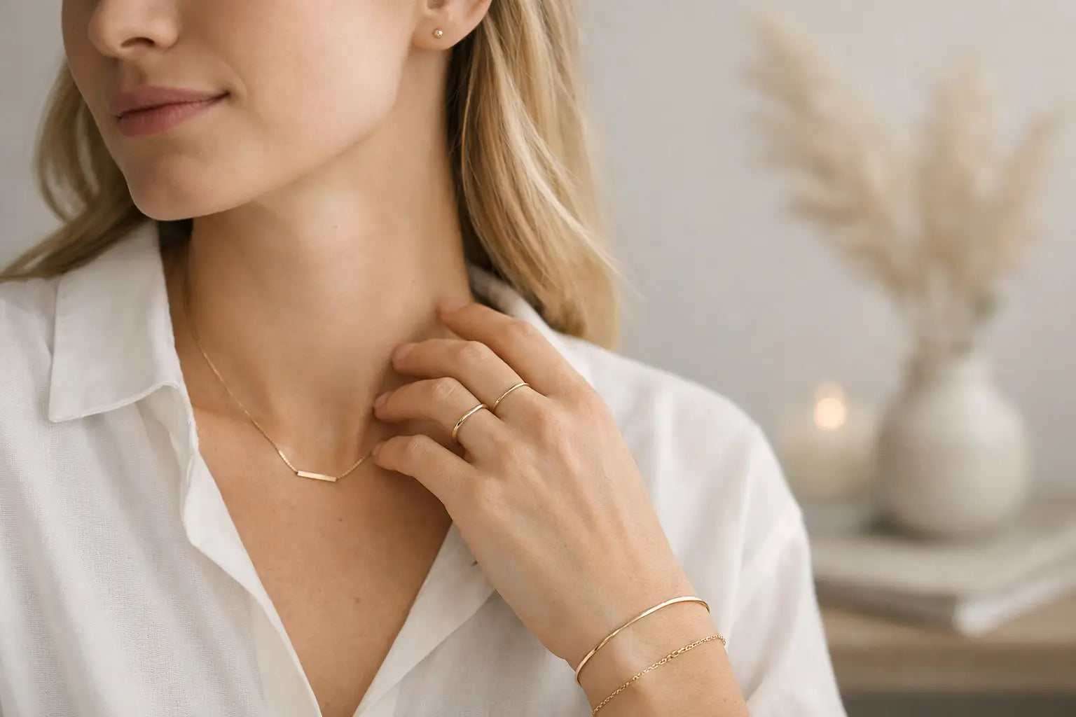 How to Style Minimalist Jewelry Every Day