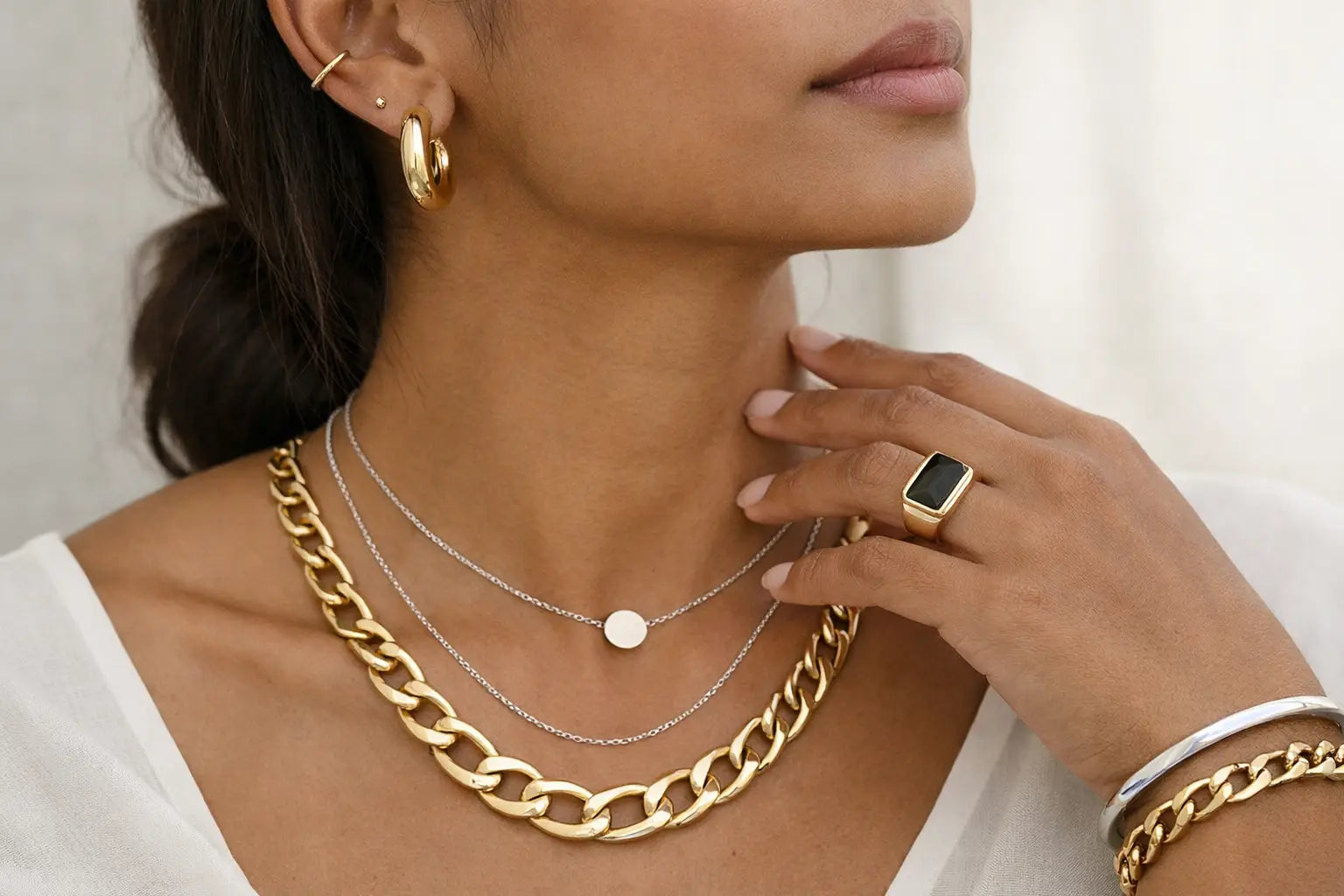 How to Mix Bold and Minimal Jewelry