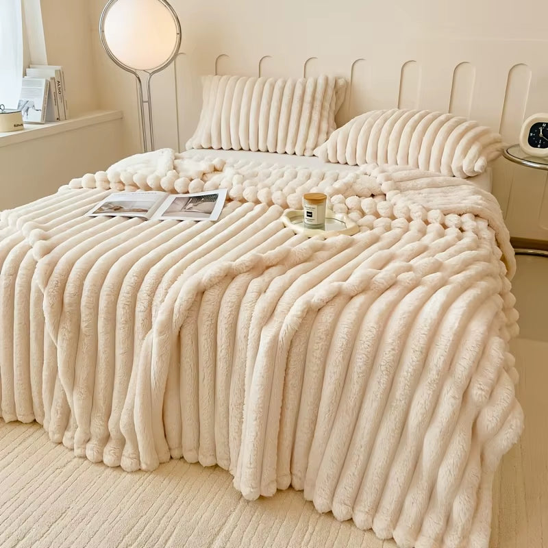 Thickened Wide Striped Flannel Multifunctional Blanket Soft Skin-Friendly Waterproof Bed Sheet Cover Sofa Throw Nap Blanket For