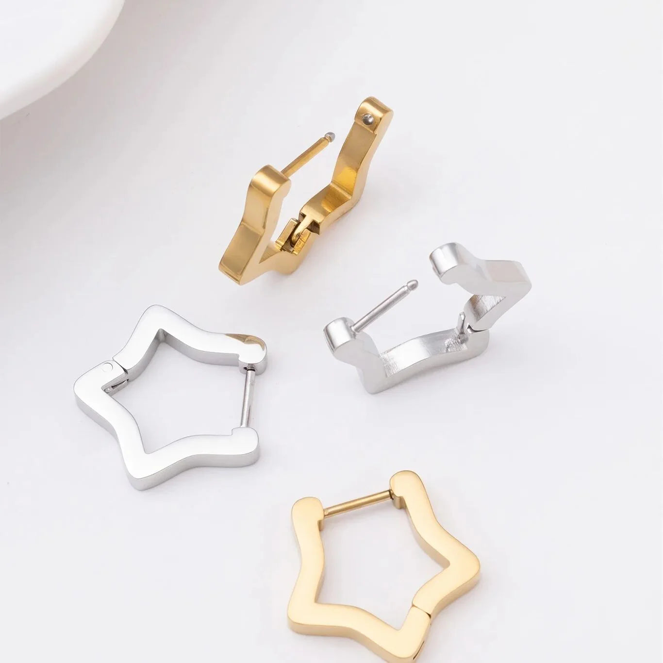 18K Gold PVD Stainless Steel Star Huggie Earrings / ERJ0009