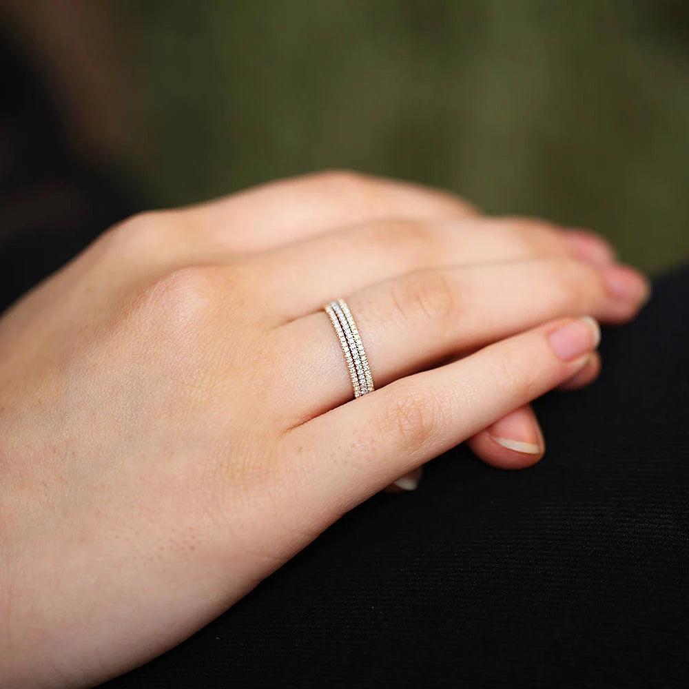 Delicate Micro Pave Zircon Rings for Women Trendy Chic Crystal Daily Dating Women'S Stackable Tiny Ring Fashion Jewelry R133