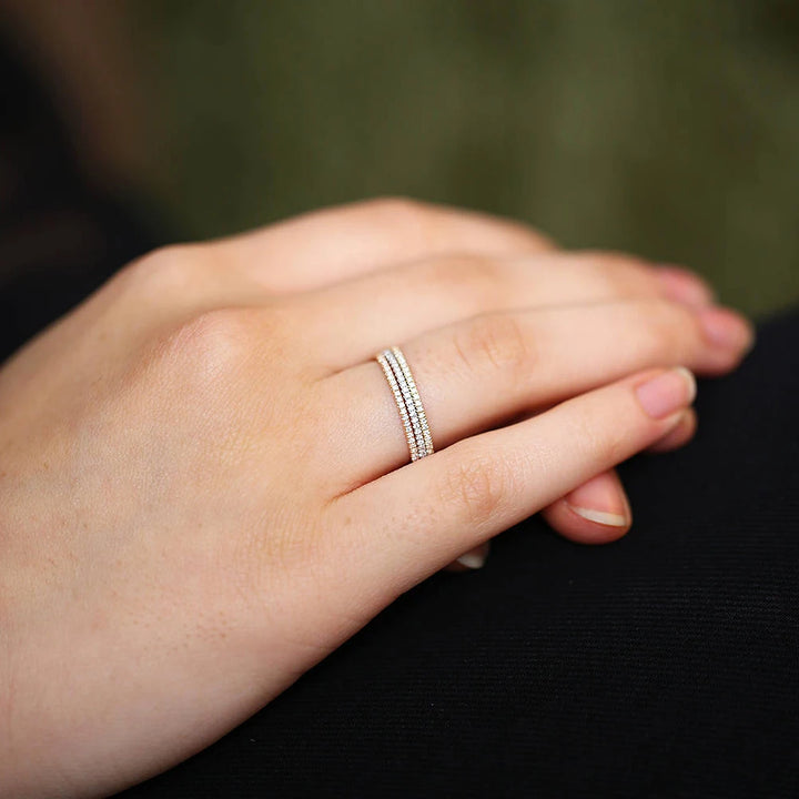 Delicate Micro Pave Zircon Rings for Women Trendy Chic Crystal Daily Dating Women'S Stackable Tiny Ring Fashion Jewelry R133