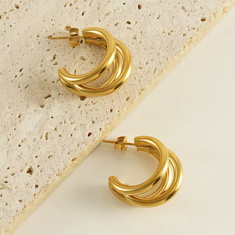 Elevate Your Style with the 4-Piece Irregular Gold Claw Stud Earring Set