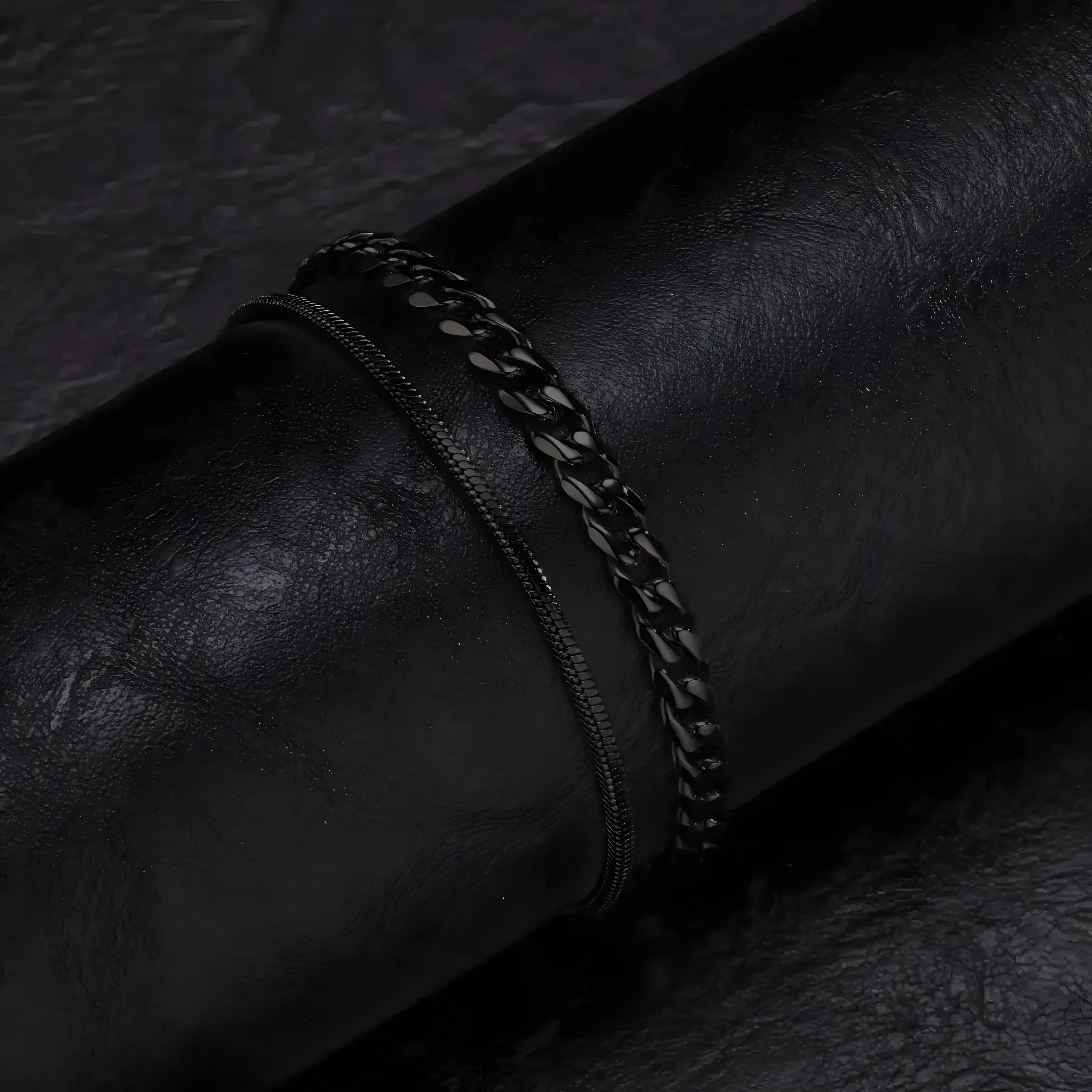 Black stainless steel chain bracelet with minimalist design for everyday wear