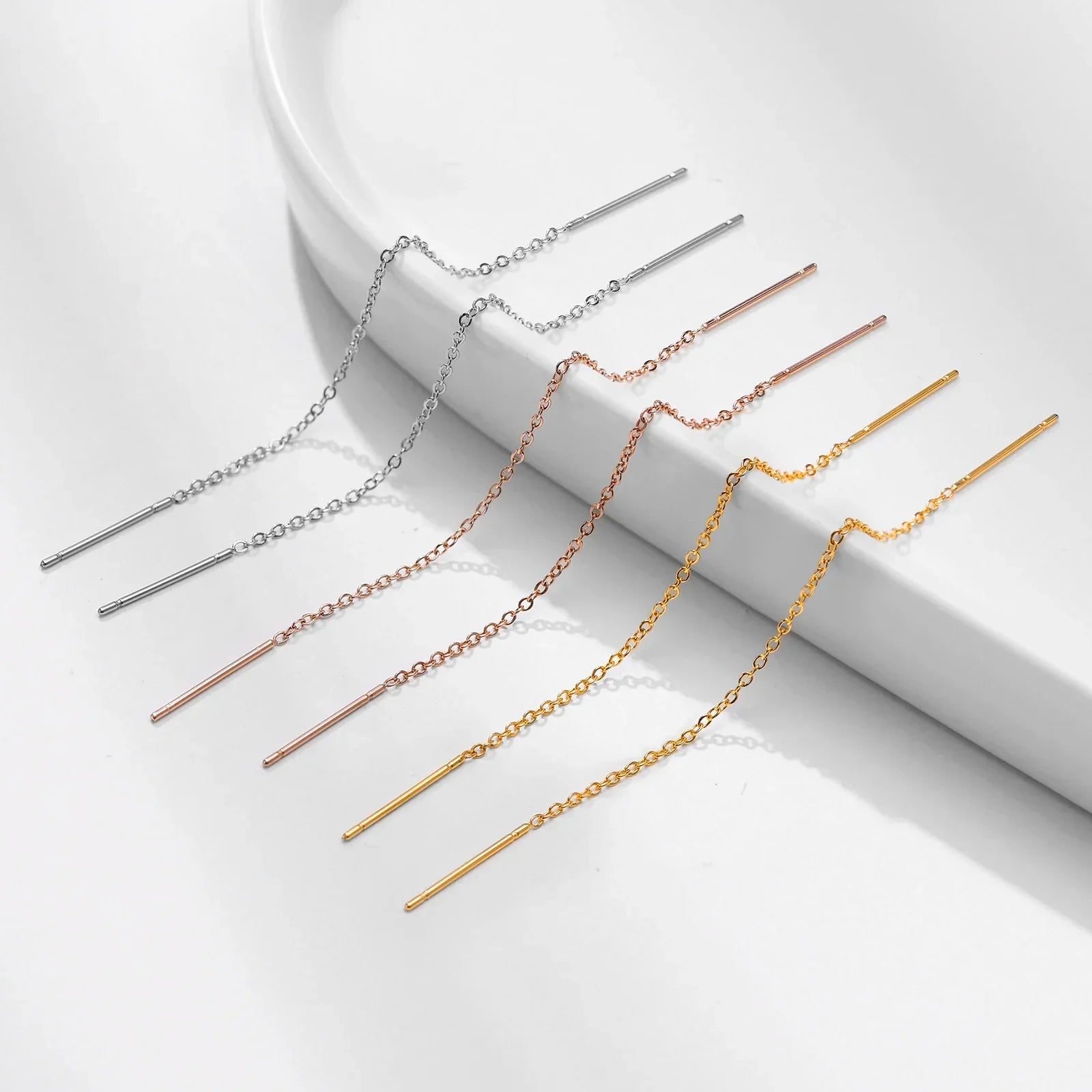 Minimalist bar necklace in gold, rose gold, and silver tones, sleek chain design for everyday wear